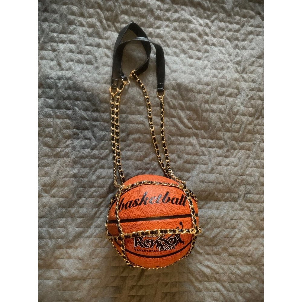 Pixar Render Basketball Man Basketball Purse Sport NBA Gold Chain Strap GUC
